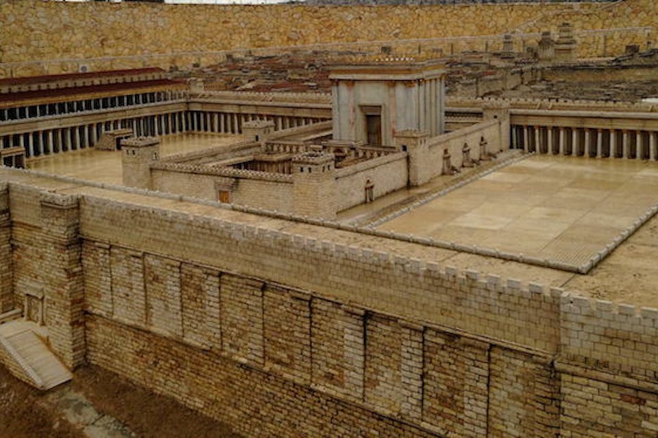 second-temple-model