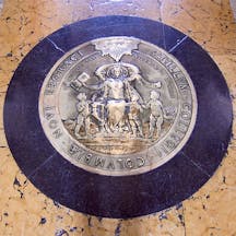 Parashat Acharei Mot: The University Seal and the Light of God image