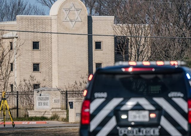 Police Respond To Hostage Situation At Texas Synagogue