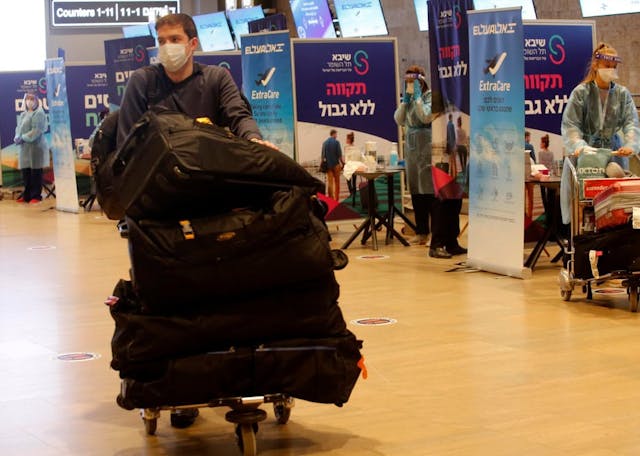 Atrrival,Passengers,Before,The,Covid-19,Test,At,Ben,Gurion,Airport