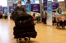 Atrrival,Passengers,Before,The,Covid-19,Test,At,Ben,Gurion,Airport
