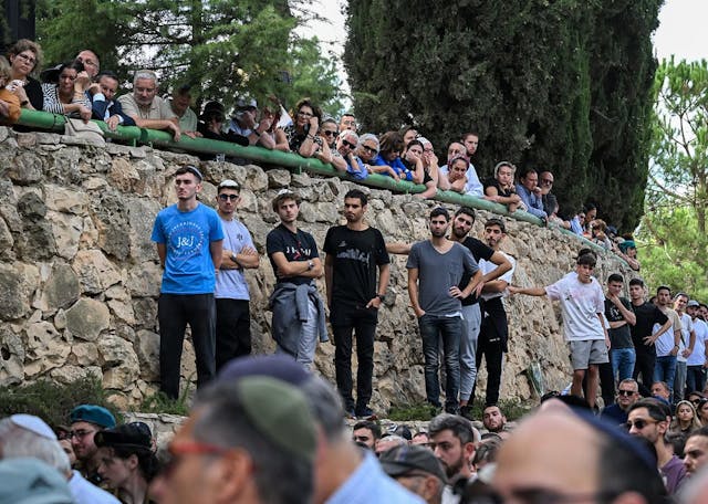 Soloveichik-Martyr-Main