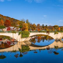 Bridge,Of,Flowers,Massachusetts,Autumn,Fall,Foliage,Scene.,Reflective,Water