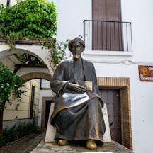 Cordoba,,Cordoba,-,Spain,-,04-08-2024:,Statue,Of,Philosopher,Maimonides