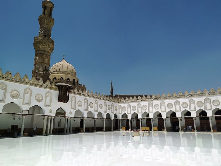 Al Azhar University, Cairo. Wikimedia.