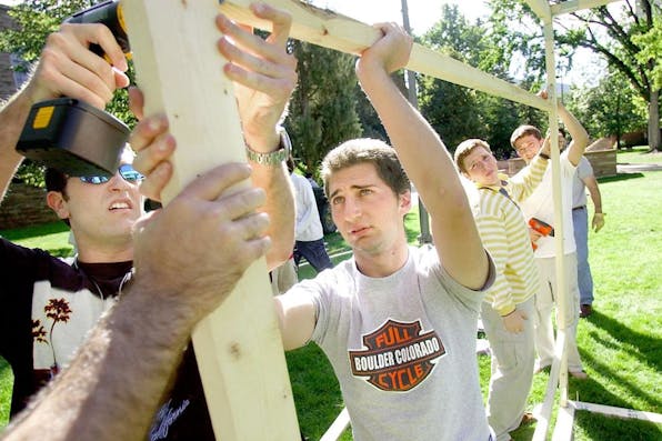 Jewish students at the University of Colorado building a sukkah.(Jon Hatch/Digital First Media/Boulder Daily Camera via Getty Images) Jewish students at the University of Colorado building a sukkah.(Jon Hatch/Digital First Media/Boulder Daily Camera via Getty Images)