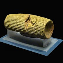 Cyrus' cylinder (dynamosquito / WIkimedia Commons) Cyrus' cylinder (dynamosquito / WIkimedia Commons)