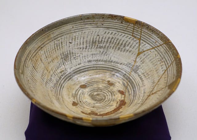 Kintsugi