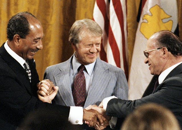 Sadat and Begin and their delegations at the White House, September 17, 1978 (Wikimedia Commons) Sadat and Begin and their delegations at the White House, September 17, 1978 (Wikimedia Commons)