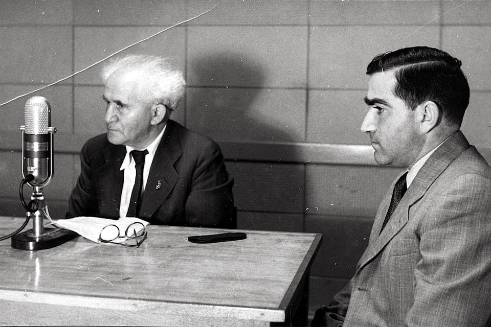 Hanoch Givton interviewing David Ben Gurion 1969 (Joaquin Edwards, Wikimedia Commons) Hanoch Givton interviewing David Ben Gurion 1969 (Joaquin Edwards, Wikimedia Commons)