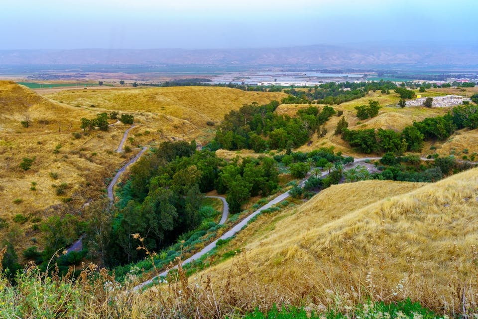 View of the Jordan River valley and the Valley of Springs (Emek Hamaayanot). Northern Israel (Shutterstock)