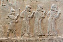 Assyrian wall panel of the people of Ashteroth in Bashan, Gilead in ancient Israel being exiled to Assyria in 730/727 BC by Tiglath-pileser (Robert Griffin London, Wikimedia Commons)