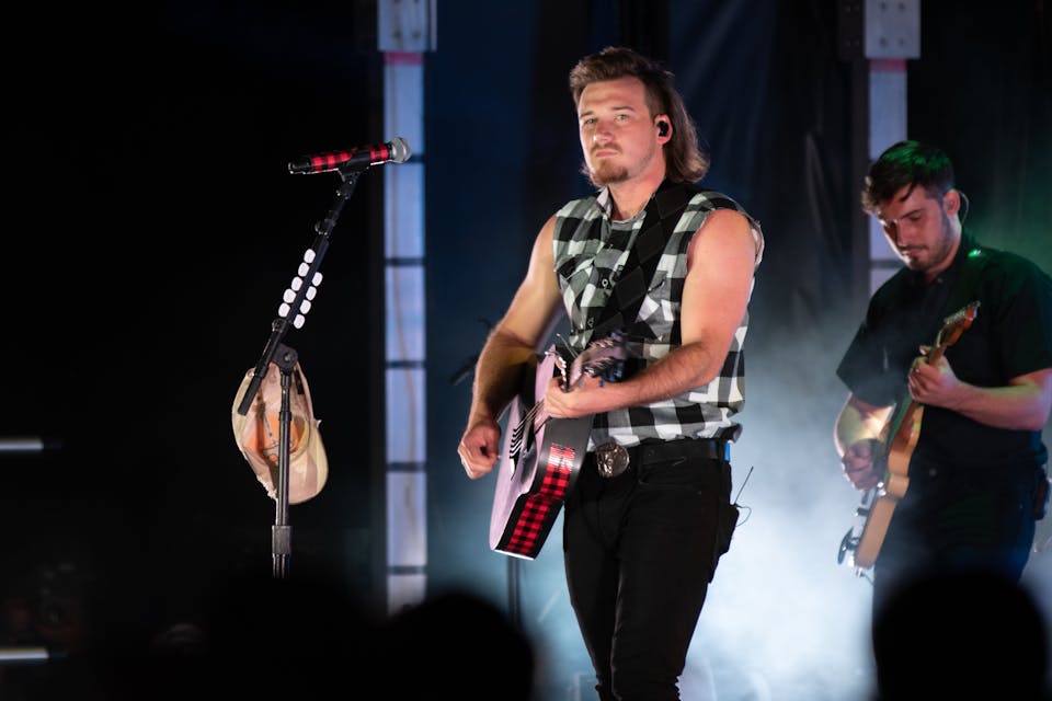 Morgan Wallen performing at Freedom Fest 2019 (Wikimedia Commons) Morgan Wallen performing at Freedom Fest 2019 (Wikimedia Commons)
