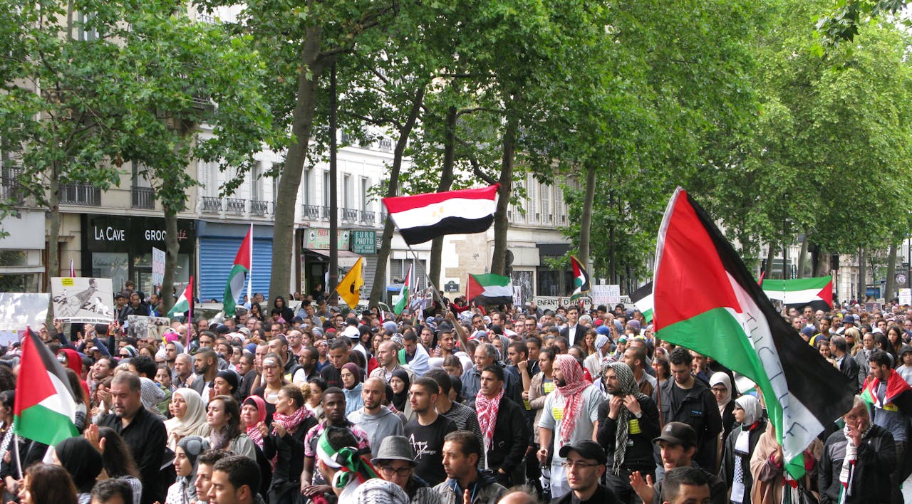 Demonstration against operation Protective Edge launched by Israeli army in the Gaza Strip, 13 July 2014, Beaumarchais boulevard in Paris. (Jiel, Wikimedia Commons) Demonstration against operation Protective Edge launched by Israeli army in the Gaza Strip, 13 July 2014, Beaumarchais boulevard in Paris. (Jiel, Wikimedia Commons)