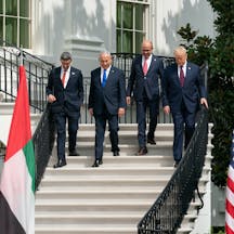 President Donald J. Trump, Minister of Foreign Affairs of Bahrain Dr. Abdullatif bin Rashid Al-Zayani, Israeli Prime Minister Benjamin Netanyahu and Minister of Foreign Affairs for the United Arab Emirates Abdullah bin Zayed Al Nahyan walk to sign the Abraham Accords Tuesday, Sept. 15, 2020, on the South Lawn of the White House. (Official White House Photo Andrea Hanks, Wikimedia Commons) President Donald J. Trump, Minister of Foreign Affairs of Bahrain Dr. Abdullatif bin Rashid Al-Zayani, Israeli Prime Minister Benjamin Netanyahu and Minister of Foreign Affairs for the United Arab Emirates Abdullah bin Zayed Al Nahyan walk to sign the Abraham Accords Tuesday, Sept. 15, 2020, on the South Lawn of the White House. (Official White House Photo Andrea Hanks, Wikimedia Commons)