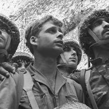 Israeli paratroopers at the Western Wall, Jerusalem. 7 June 1967 (Wikimedia Commons) Israeli paratroopers at the Western Wall, Jerusalem. 7 June 1967 (Wikimedia Commons)