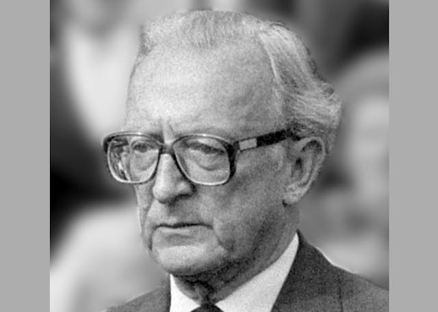 Peter Carington, 1984 (Wikimedia Commons) Peter Carington, 1984 (Wikimedia Commons)