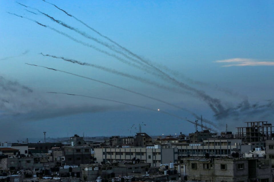 Hamas fires a large number of rockets towards Israel in the city of Rafah in the southern Gaza Strip, October 7, 2023. (Shutterstock) Hamas fires a large number of rockets towards Israel in the city of Rafah in the southern Gaza Strip, October 7, 2023. (Shutterstock)