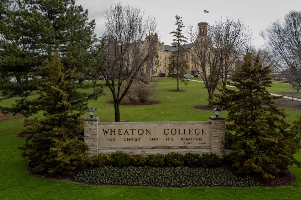Wheaton College, in Wheaton, IL (Sea Cow, Wikimedia Commons) Wheaton College, in Wheaton, IL (Sea Cow, Wikimedia Commons)