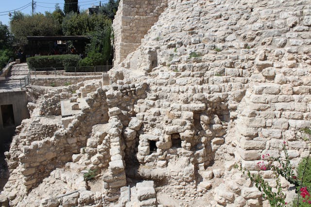 City of David - The Stepped Stone Stracture (Deror_avi, Wikimedia Commons)