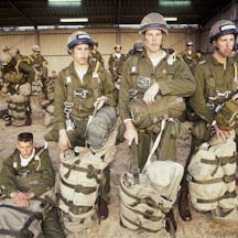 IDF Paratroopers, 1992 (IDF Spokesperson's Unit, Wikimedia Commons) IDF Paratroopers, 1992 (IDF Spokesperson's Unit, Wikimedia Commons)
