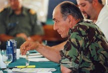 General Mike Jackson serving as Deputy to General Wesley Clark US Army (Wikimedia Commons)