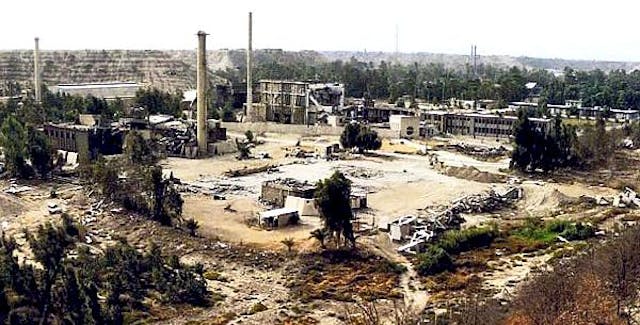 Osirak reactor site in the aftermath of the attack (Joyce Battle and William Burr, Wikimedia Commons)