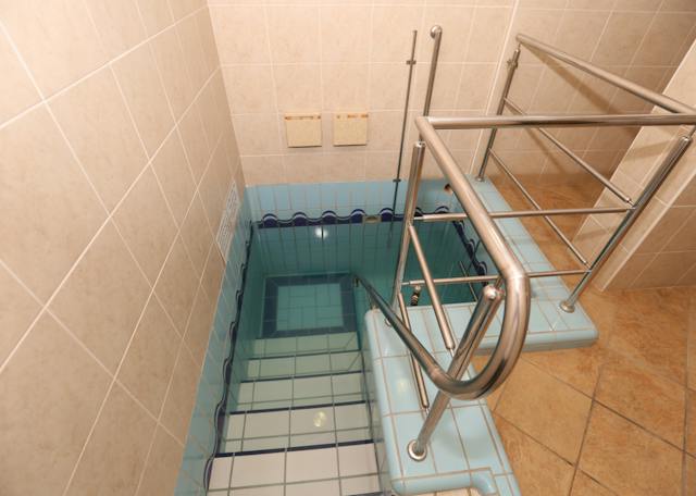 Ritual bath used for spiritual purification. Blessing on the wall in Hebrew translates: Blessed are you Lord for the commandment of immersion" Ritual bath used for spiritual purification. Blessing on the wall in Hebrew translates: Blessed are you Lord for the commandment of immersion"