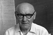Isaac Bashevis Singer (Israel Press and Photo Agency, Wikimedia Commons)