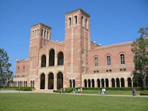 Royce Hall, University of California, Los Angeles (Satyriconi, Wikimedia Commons)