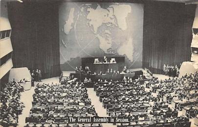 Postcard showing the United Nations General Assembly (Wikimedia Commons)