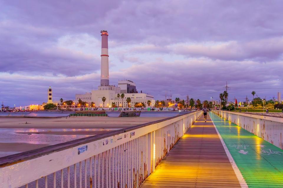 Tel Aviv (Shtterstock)