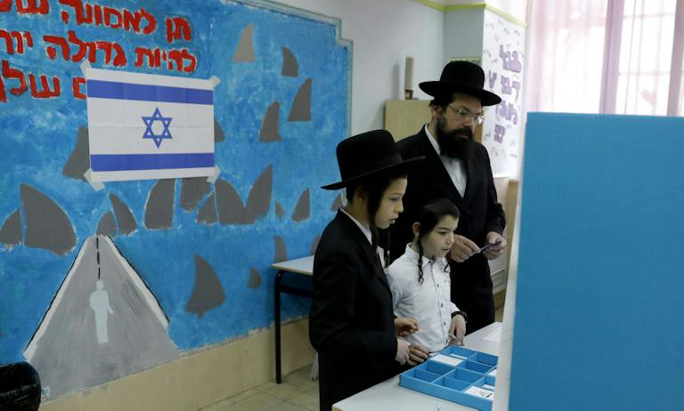 Voting in Israeli elections, Jerusalem, April 9, 2019. (Menahem Kahana/AFP via Getty Images) Voting in Israeli elections, Jerusalem, April 9, 2019. (Menahem Kahana/AFP via Getty Images)