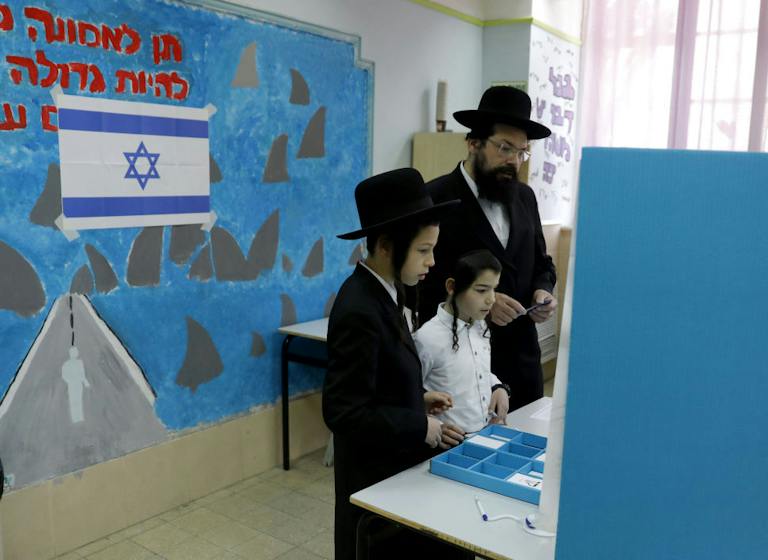 Voting in Israeli elections, Jerusalem, April 9, 2019. (Menahem Kahana/AFP via Getty Images) Voting in Israeli elections, Jerusalem, April 9, 2019. (Menahem Kahana/AFP via Getty Images)