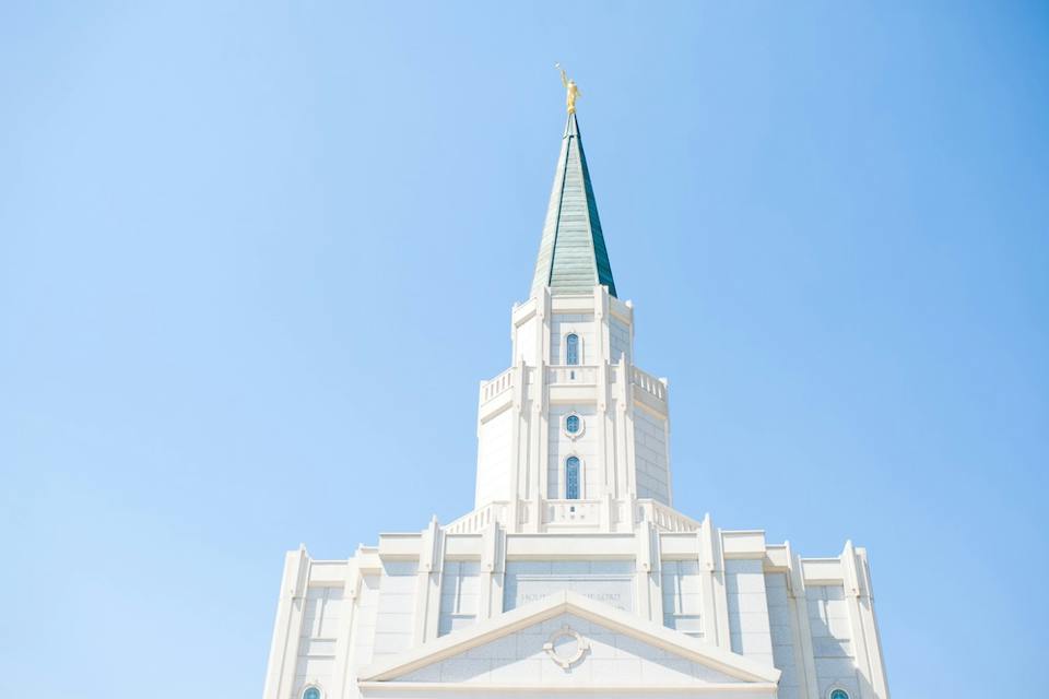 Mormon temple in Houston, TX, including the steeple and golden Angel Moroni (Shutterstock) Mormon temple in Houston, TX, including the steeple and golden Angel Moroni (Shutterstock)