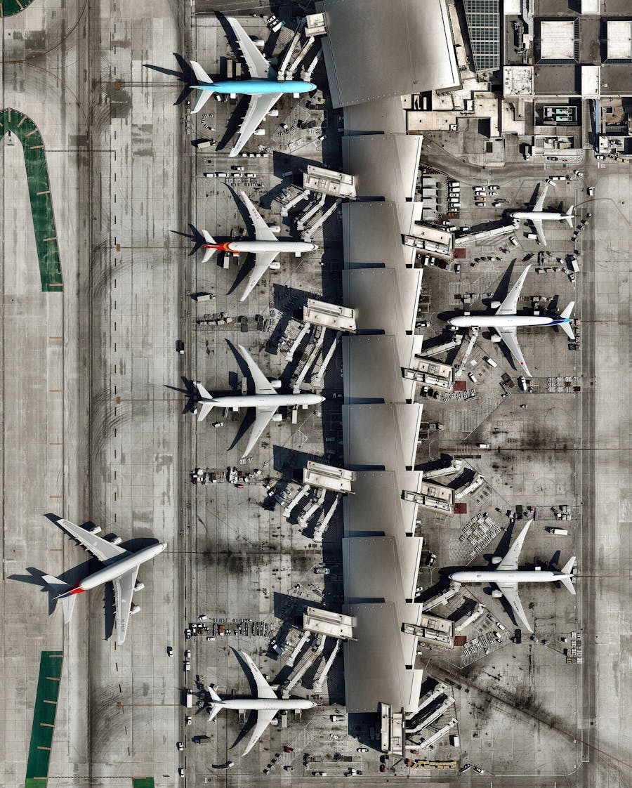 Los Angeles International Airport - Tom Bradley Terminal (LAX)