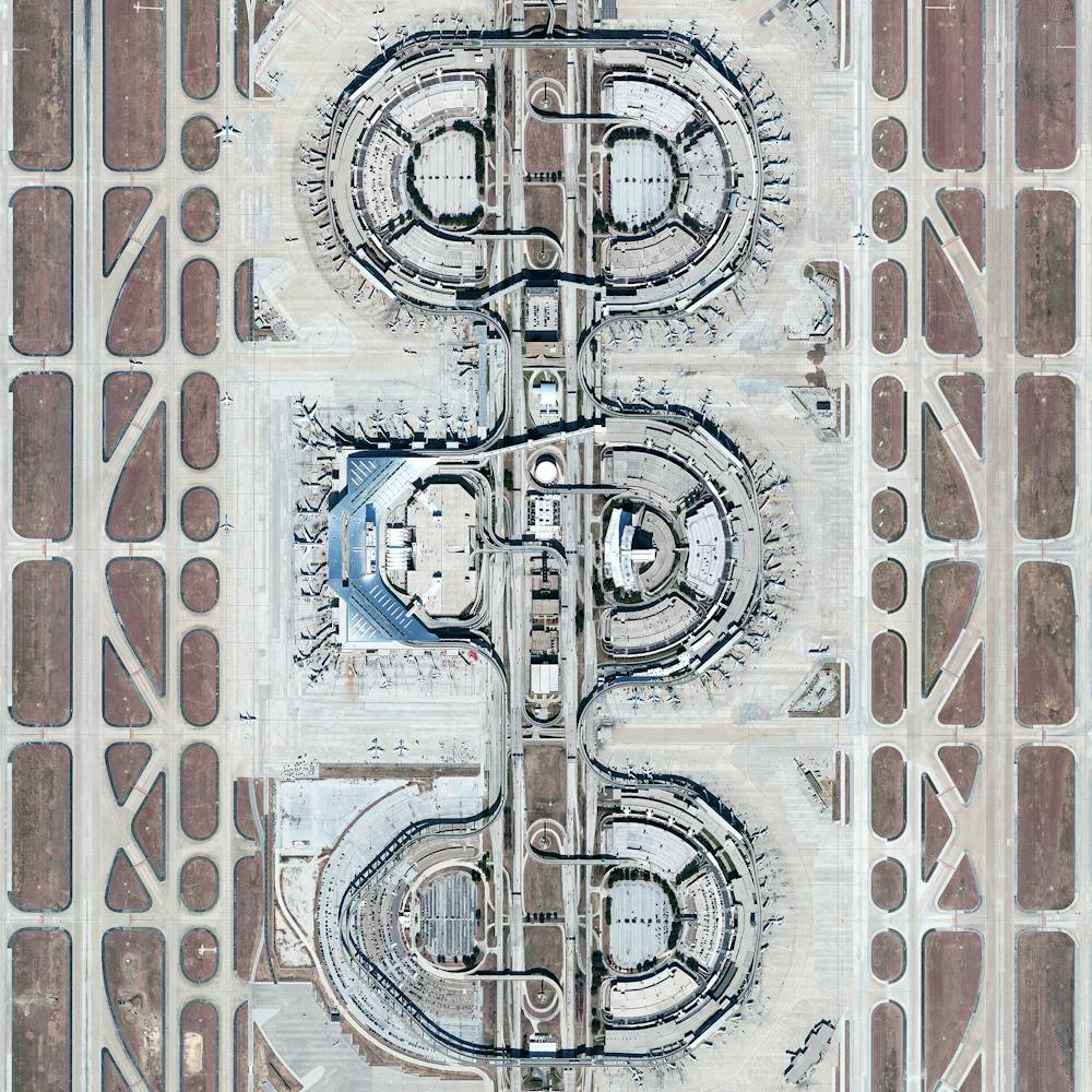 Dallas/Fort Worth International Airport (DFW)