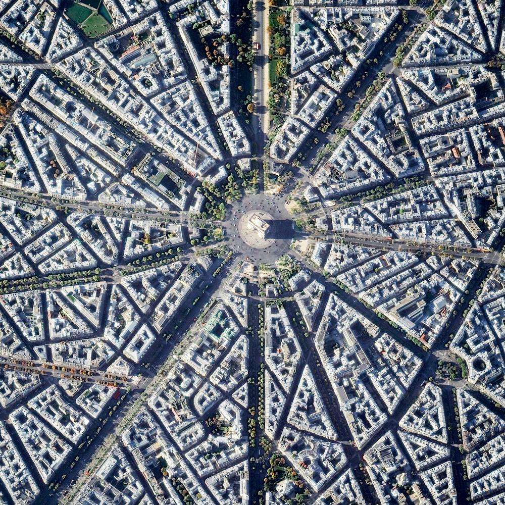 Arc De Triomphe