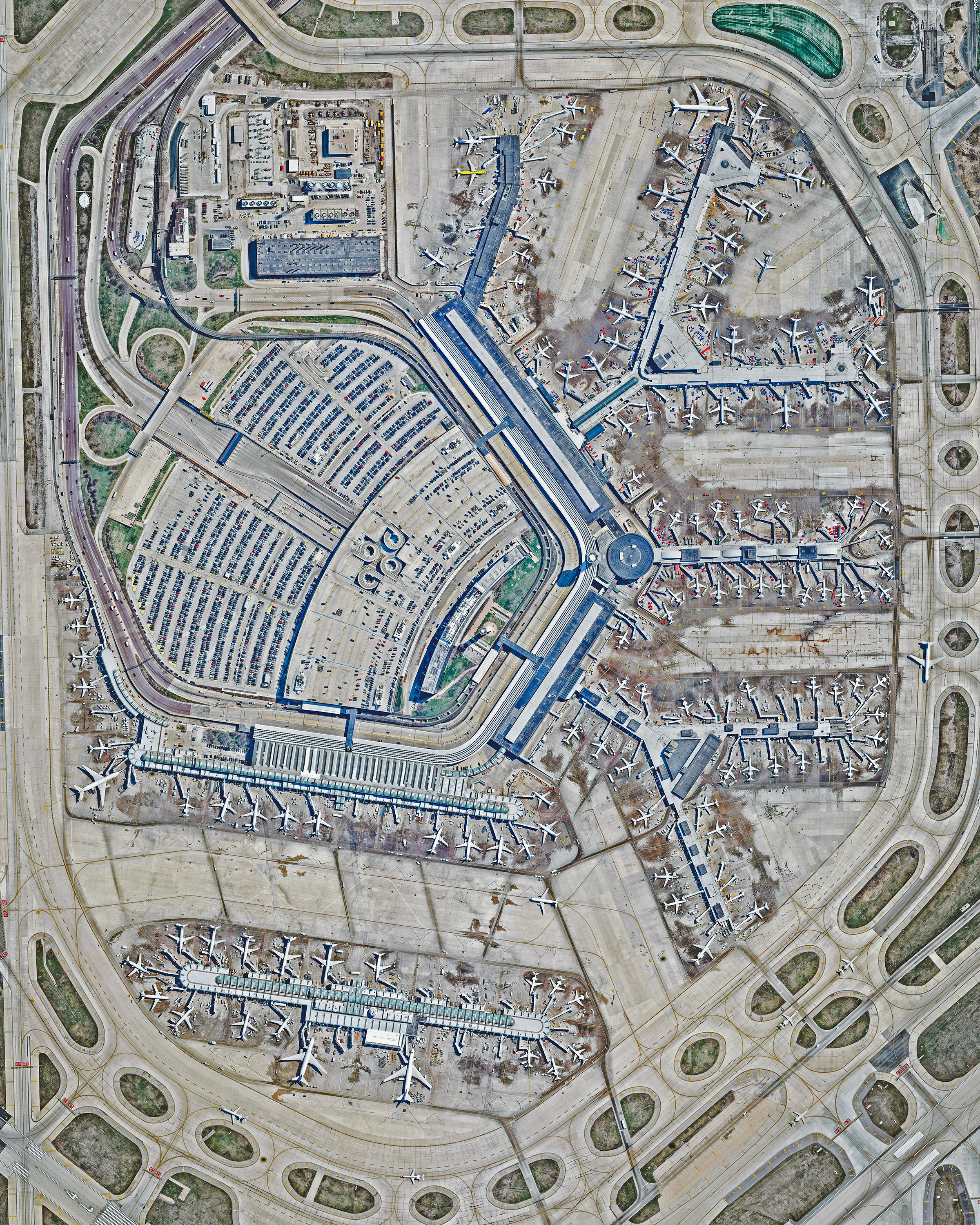 Chicago O'Hare International Airport (ORD)