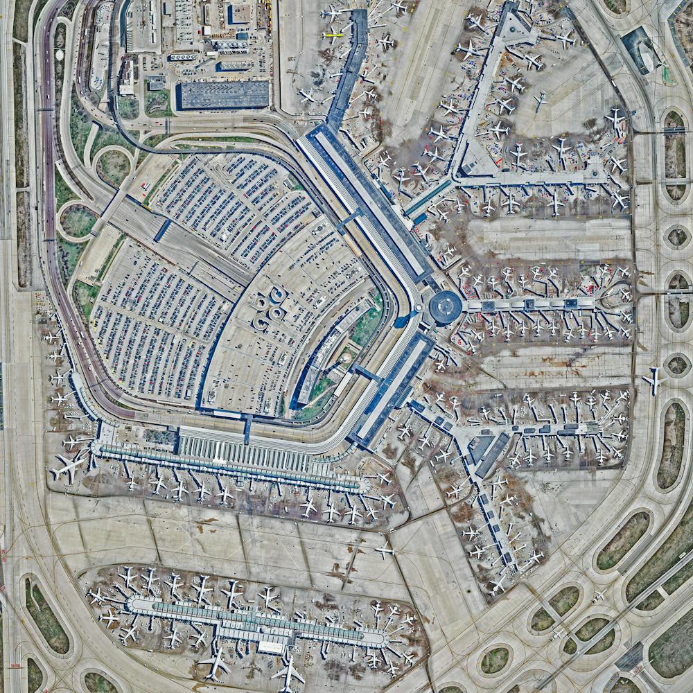 Chicago O'Hare International Airport (ORD)