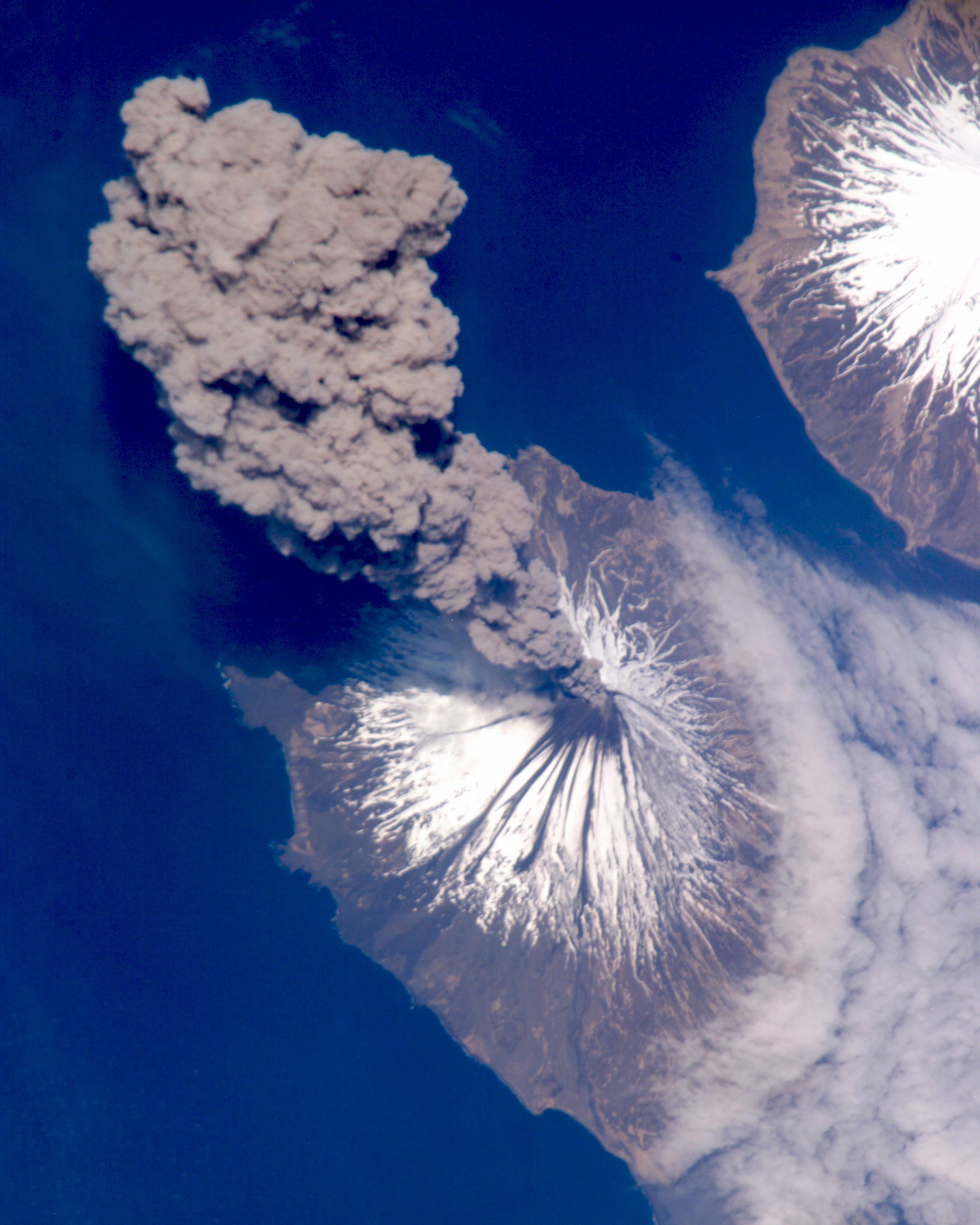 Cleveland Volcano Eruption