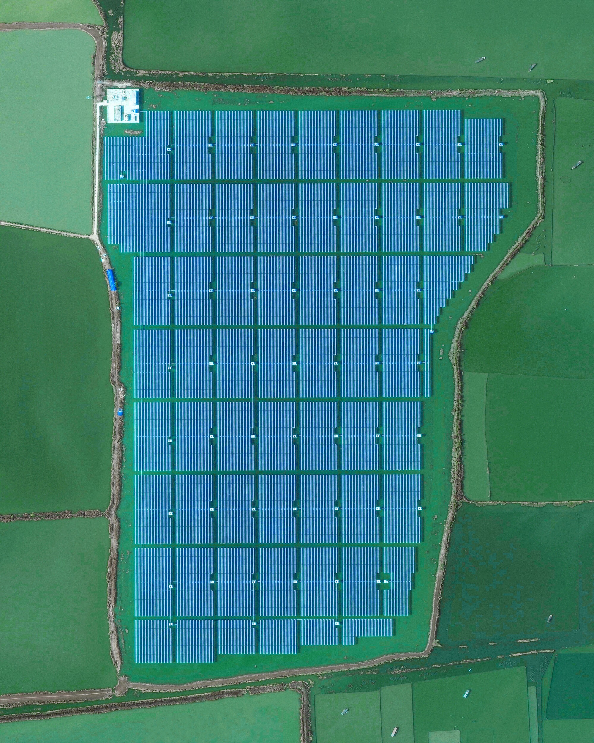 Chinese Floating Solar Farm
