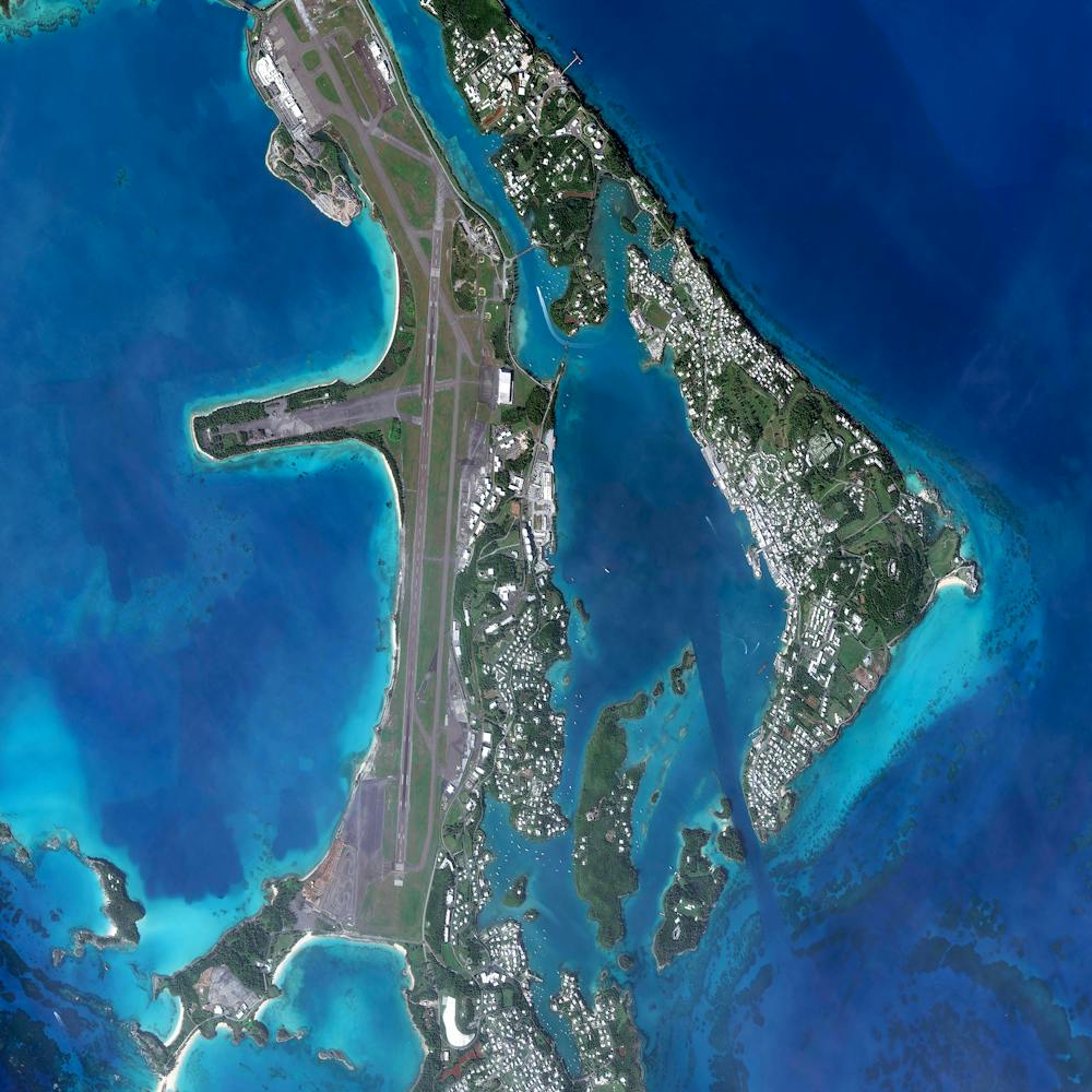 L.F. Wade International Airport (BDA)