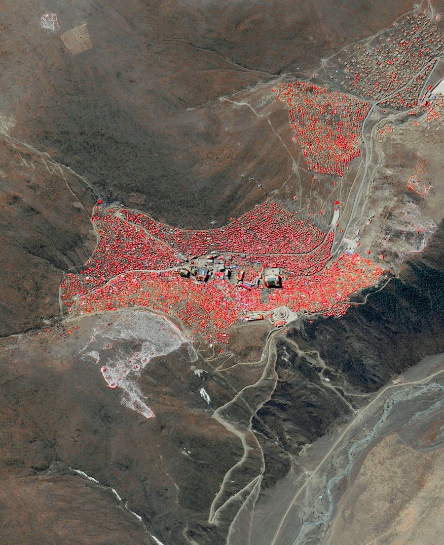 Larung Gar