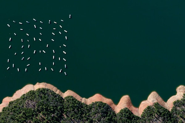 Reservoir Houseboats