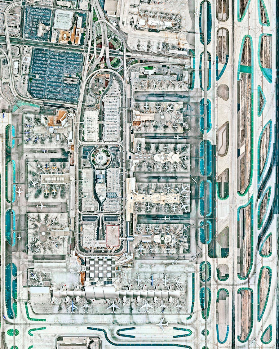 Los Angeles International Airport (LAX)