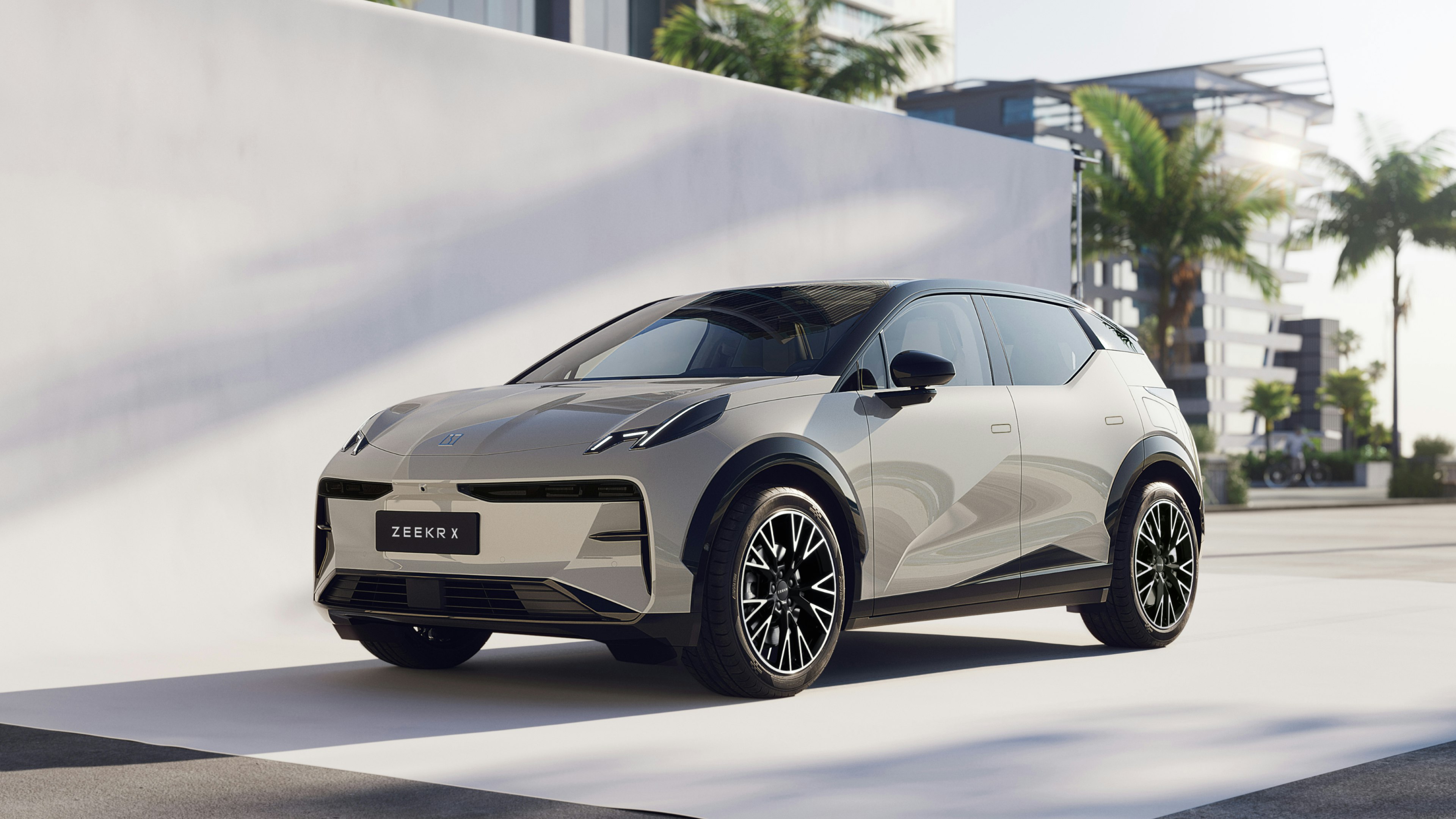 كيف تختار سيارتك الأولى؟ نصائح للشباب والبنات كيف تختار سيارتك الأولى؟ نصائح للشباب والبنات 1