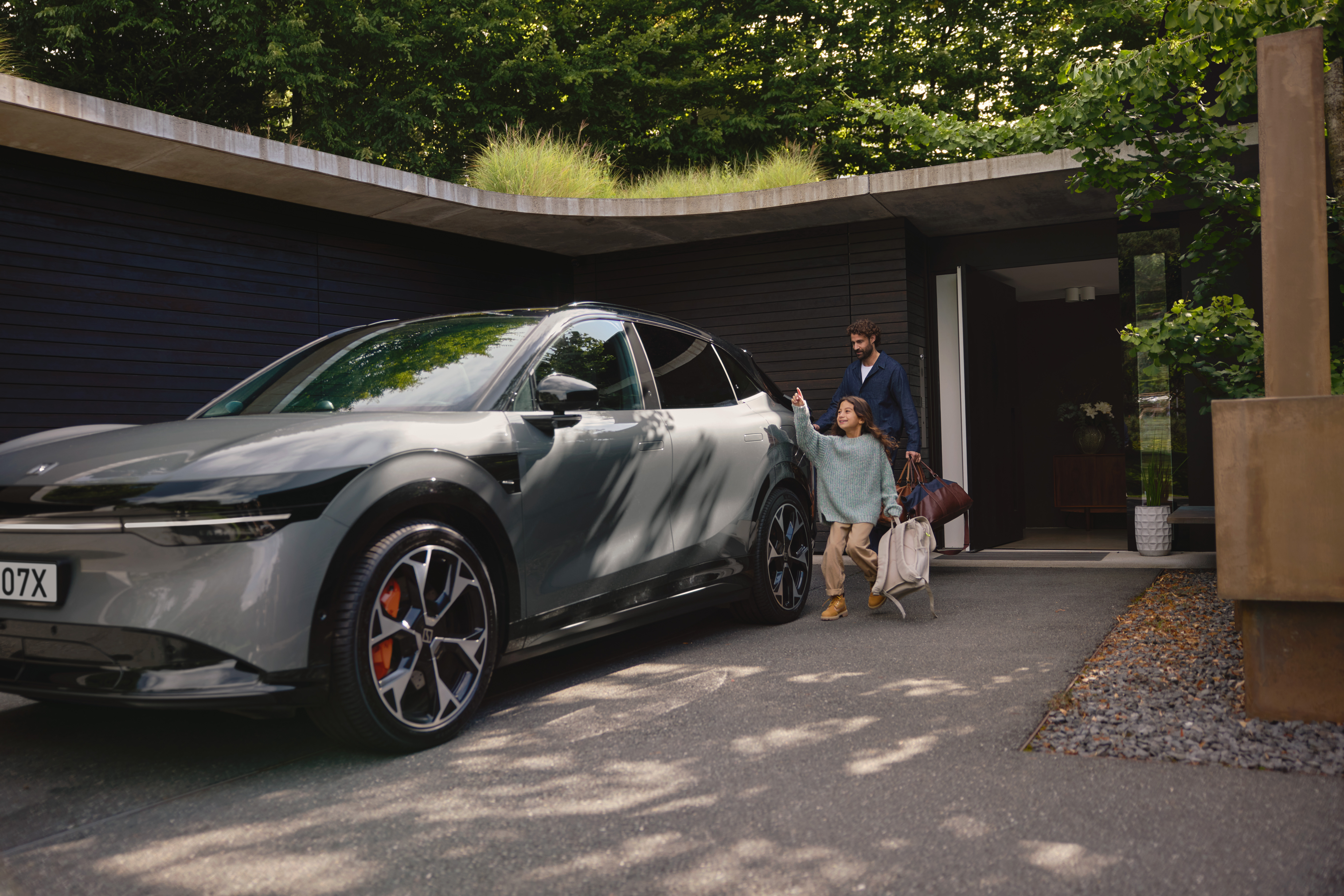 Rowa7ページ Zeekr 7X Long Range RWD 2026 - Electric SUV USA Overview | Green