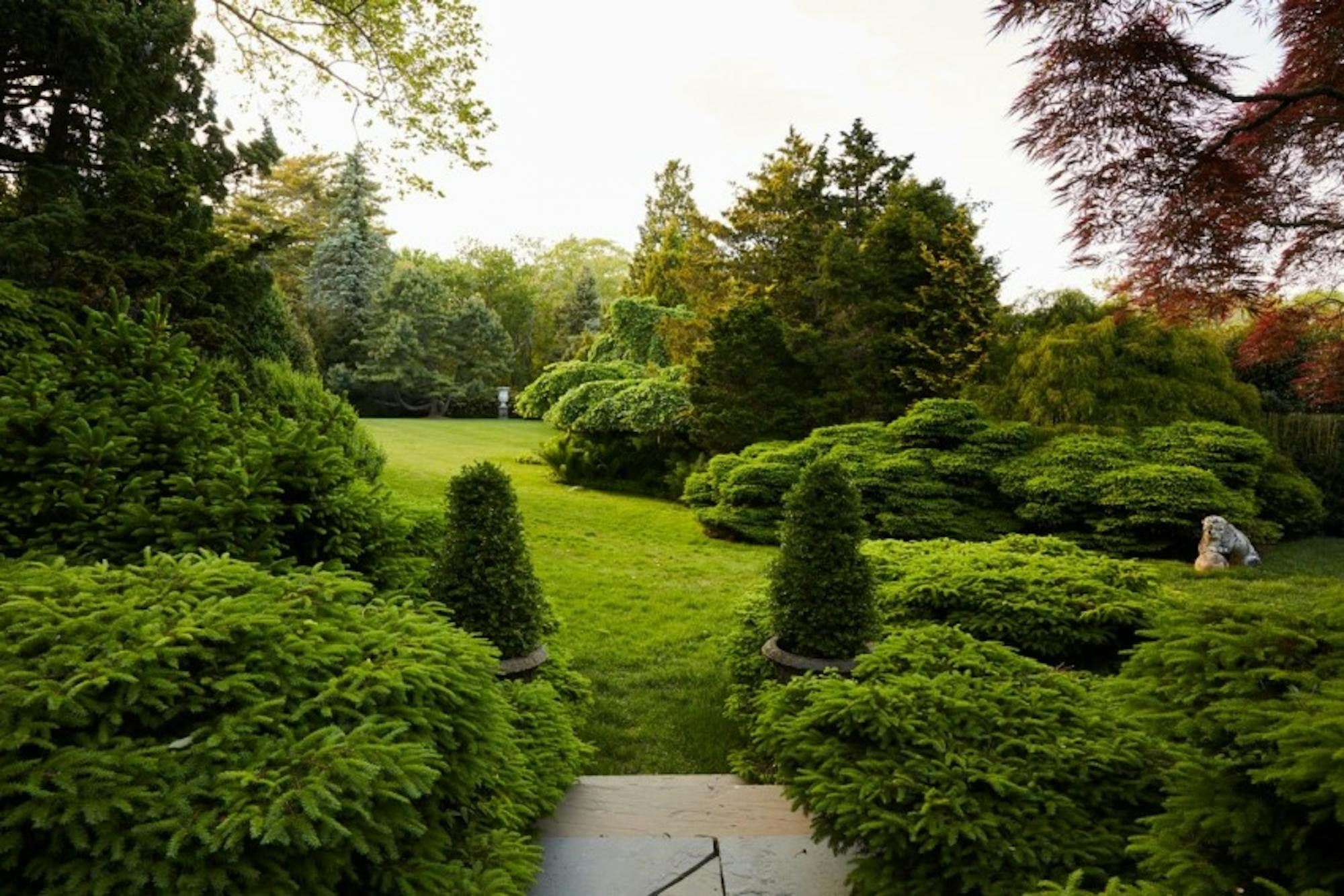 Ingrao Inc, east hampton garden of designers Tony Ingrao and Randy Kemper