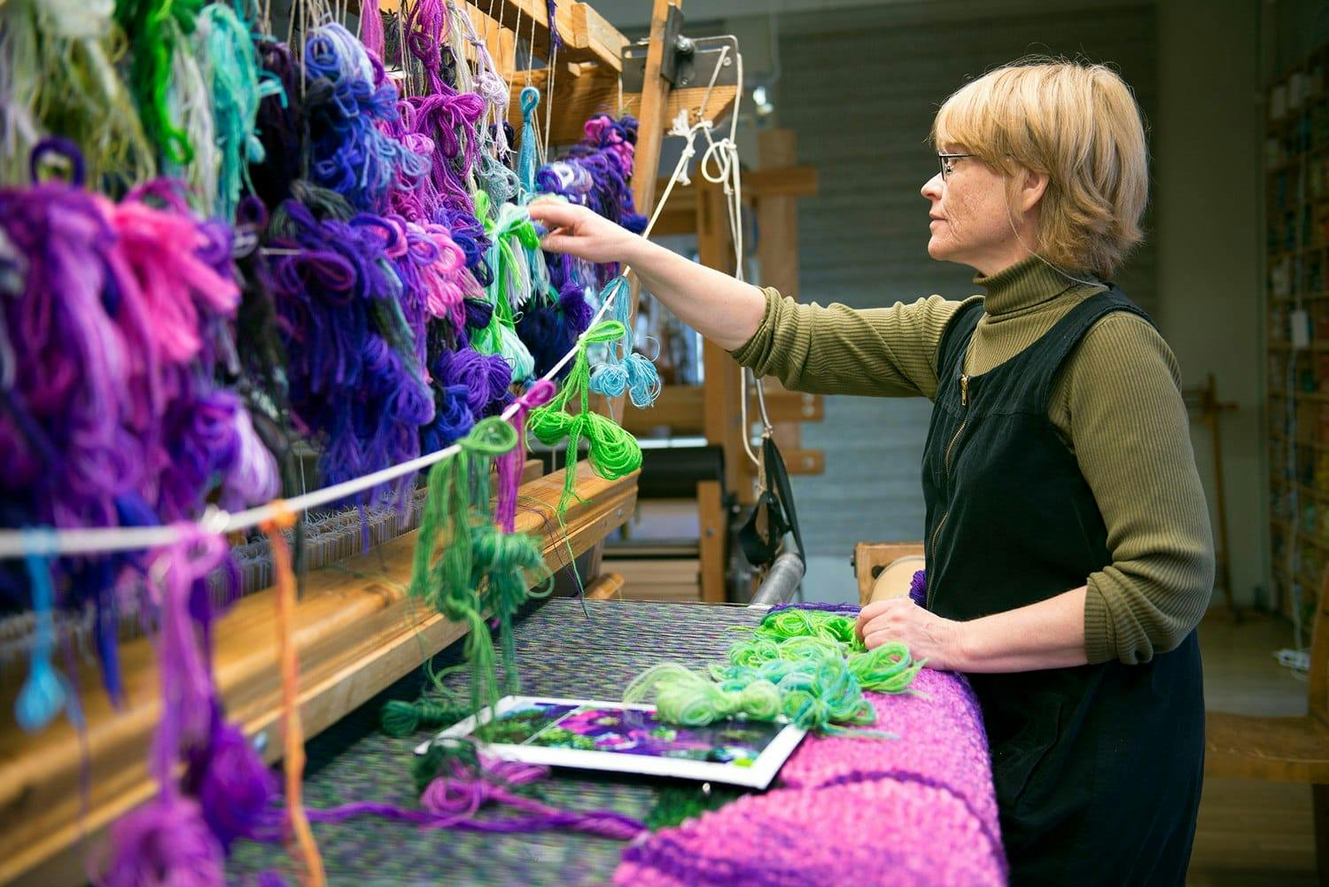 Ingrao Inc project, Ebba Bergström weaving Hernmarck’s Flowers